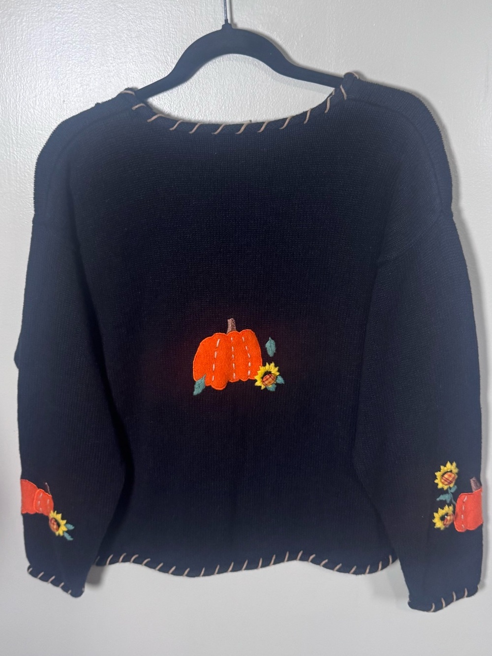 Vintage Mandal Bay Pumpkin Sunflower Fall Halloween 90s Embroidered Sweater Sz M - Picture 6 of 10